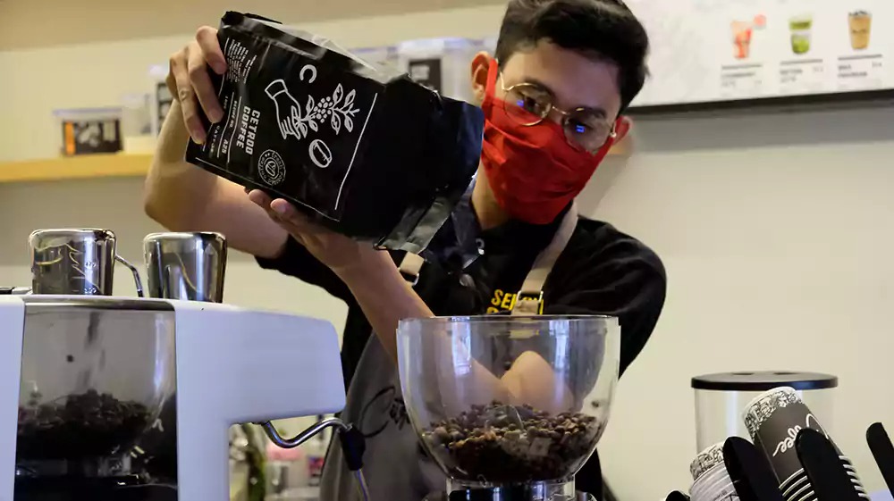 Langkah Awal Memulai Bisnis Coffee Shop Bagi Pemula Tahun 2024