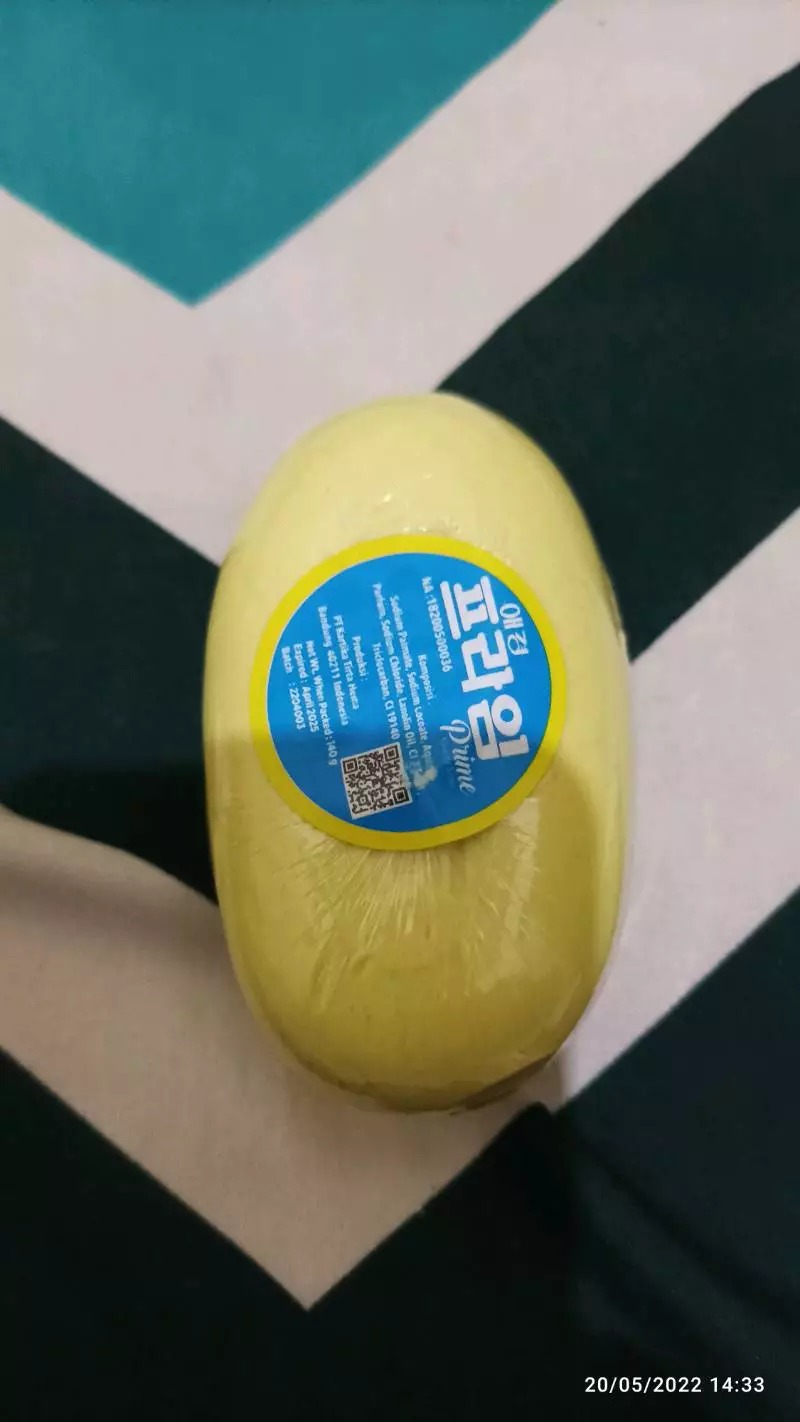 sangat membantu untuk aku yg sedang perawatan kulit wajah