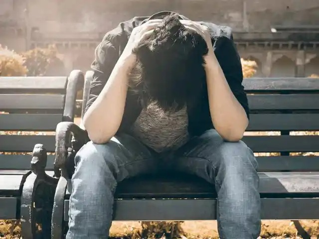 Depresi pada Pria: Tanda-tanda, Risiko, dan Pemulihan