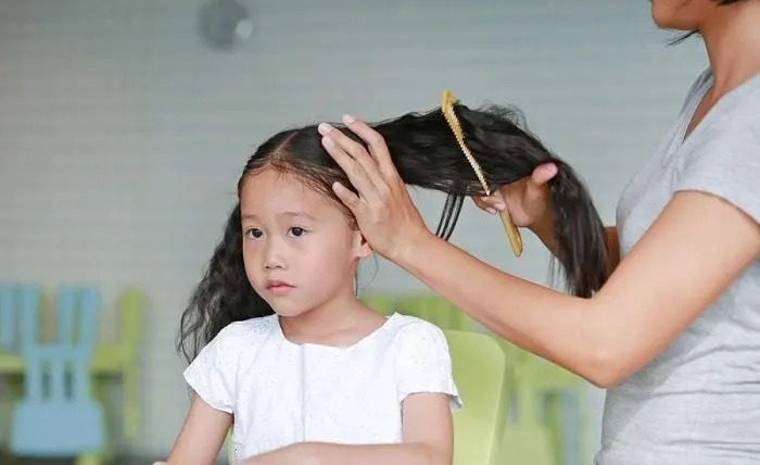 Panduan Terbaik untuk Perawatan Rambut Anak